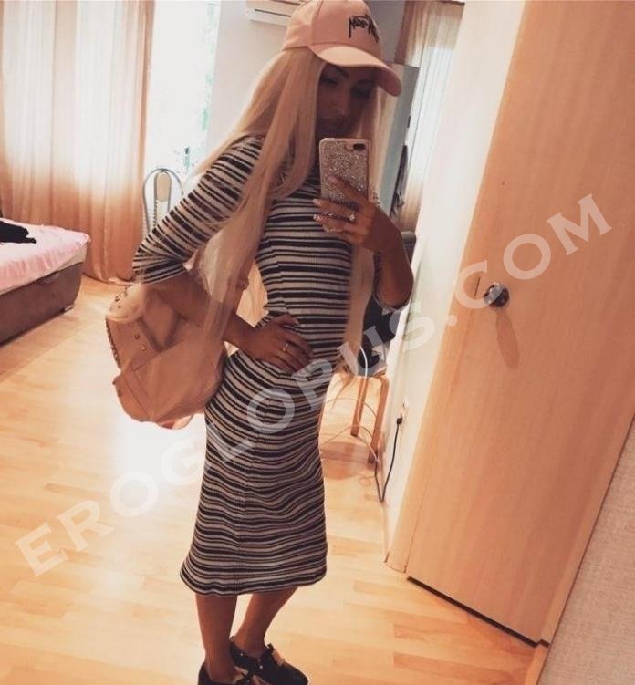 Машенька, 20