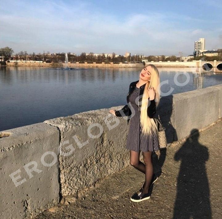 Машенька, 20