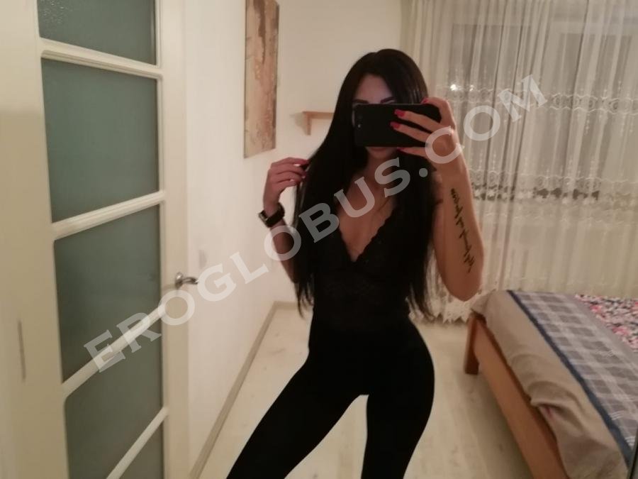 АЛЕКСАНДРА, 21