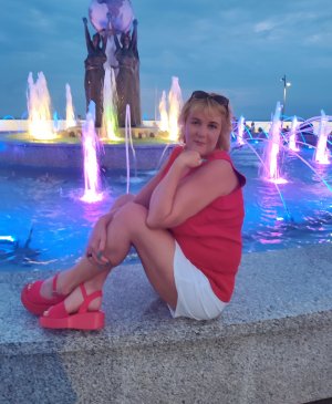 Анна, 44