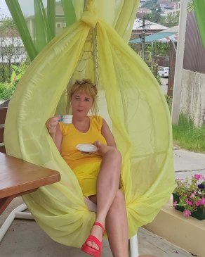 Анна, 44